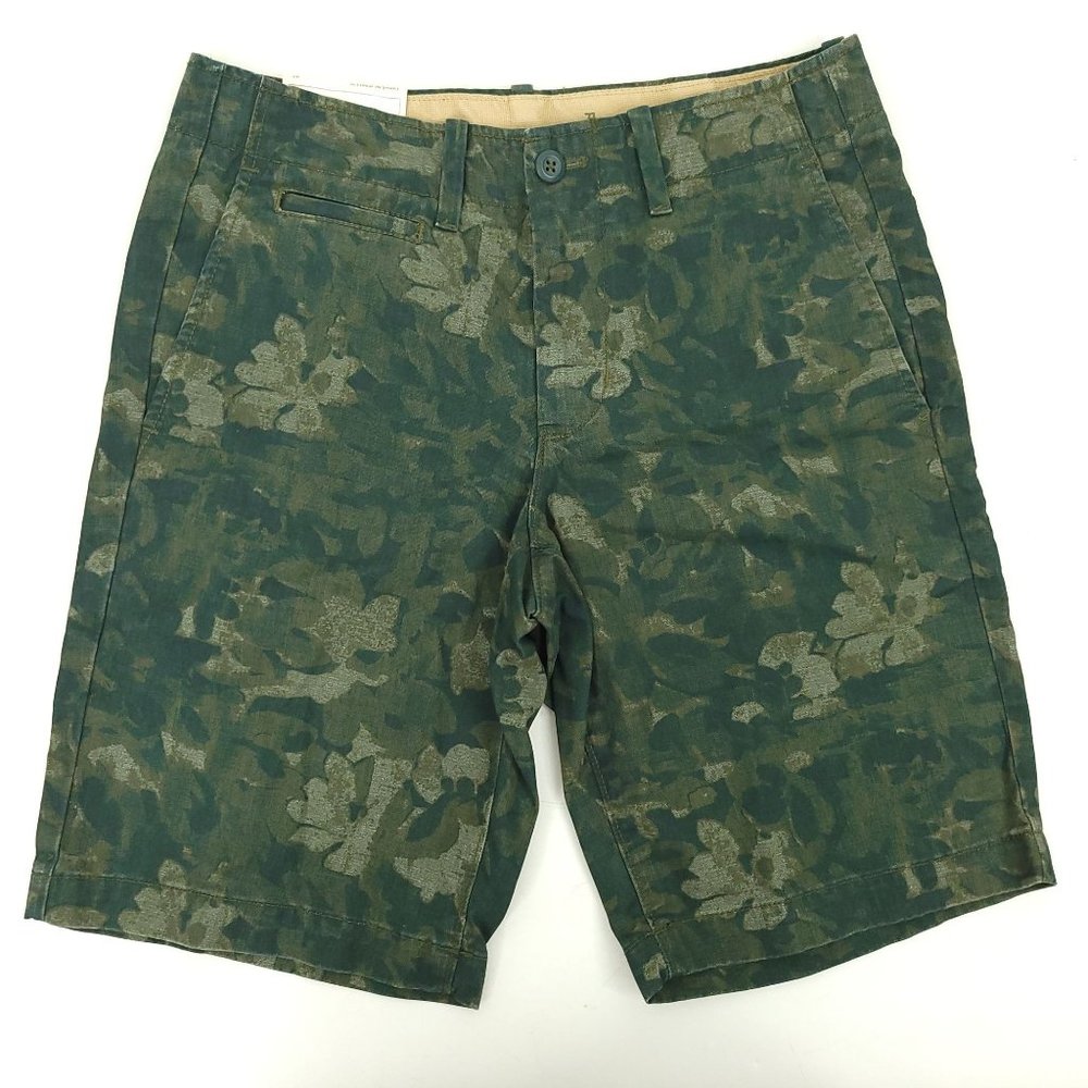 Gap Men The Lived In Shorts NEW Size 28 Green Floral Camo Twill Sits Below Waist
